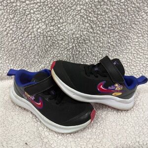 Girls Nike Black and Purple Sneakers
